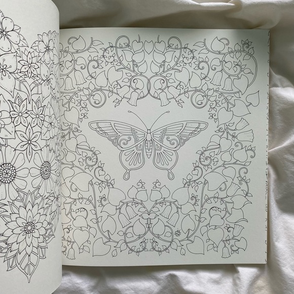 “Johanna Basford (Magical jungle)” - Picture 2 of 5